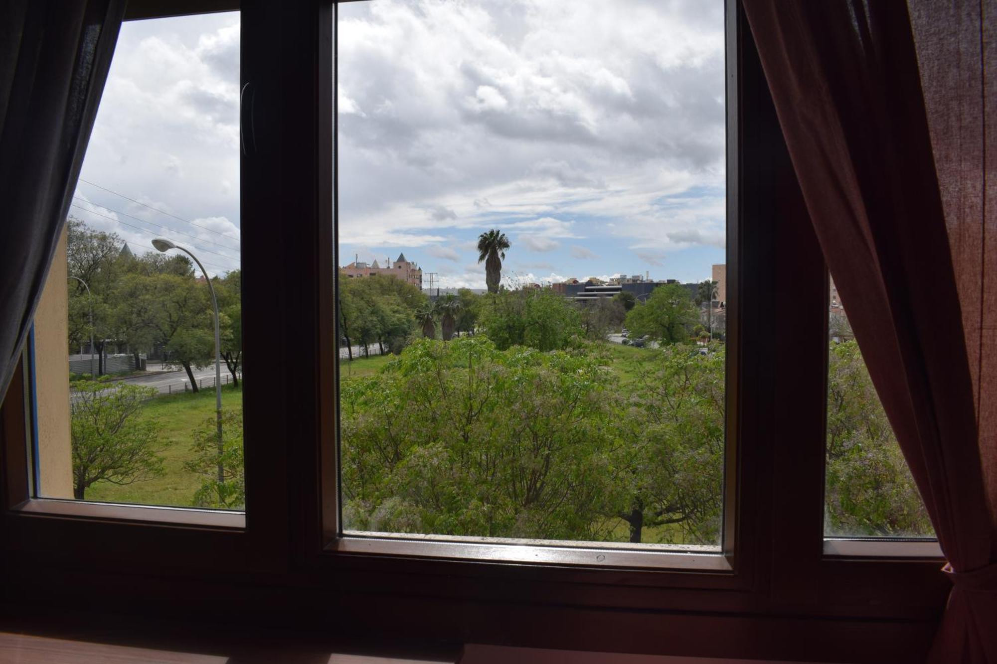 Fibes Lux Sevilla Este. المظهر الخارجي الصورة