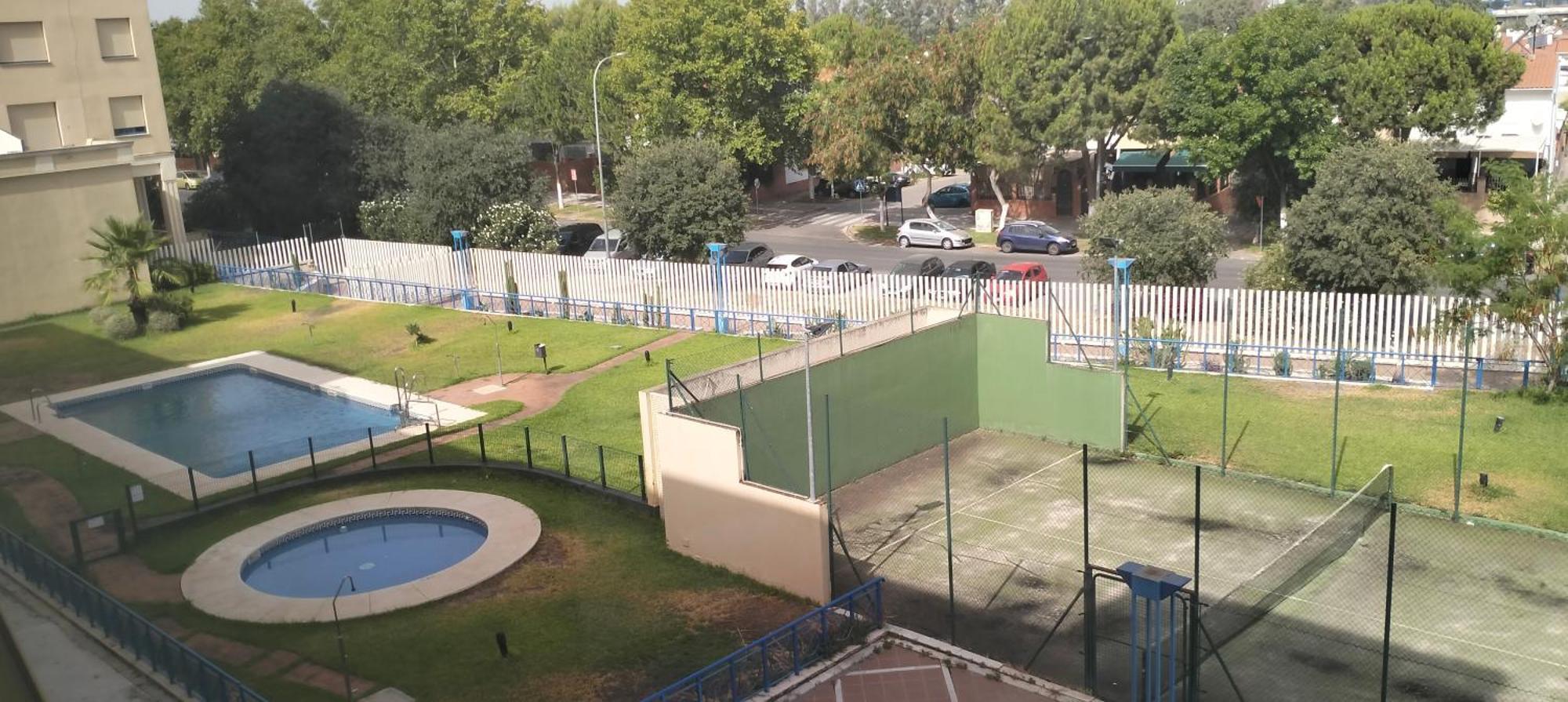 Fibes Lux Sevilla Este. المظهر الخارجي الصورة