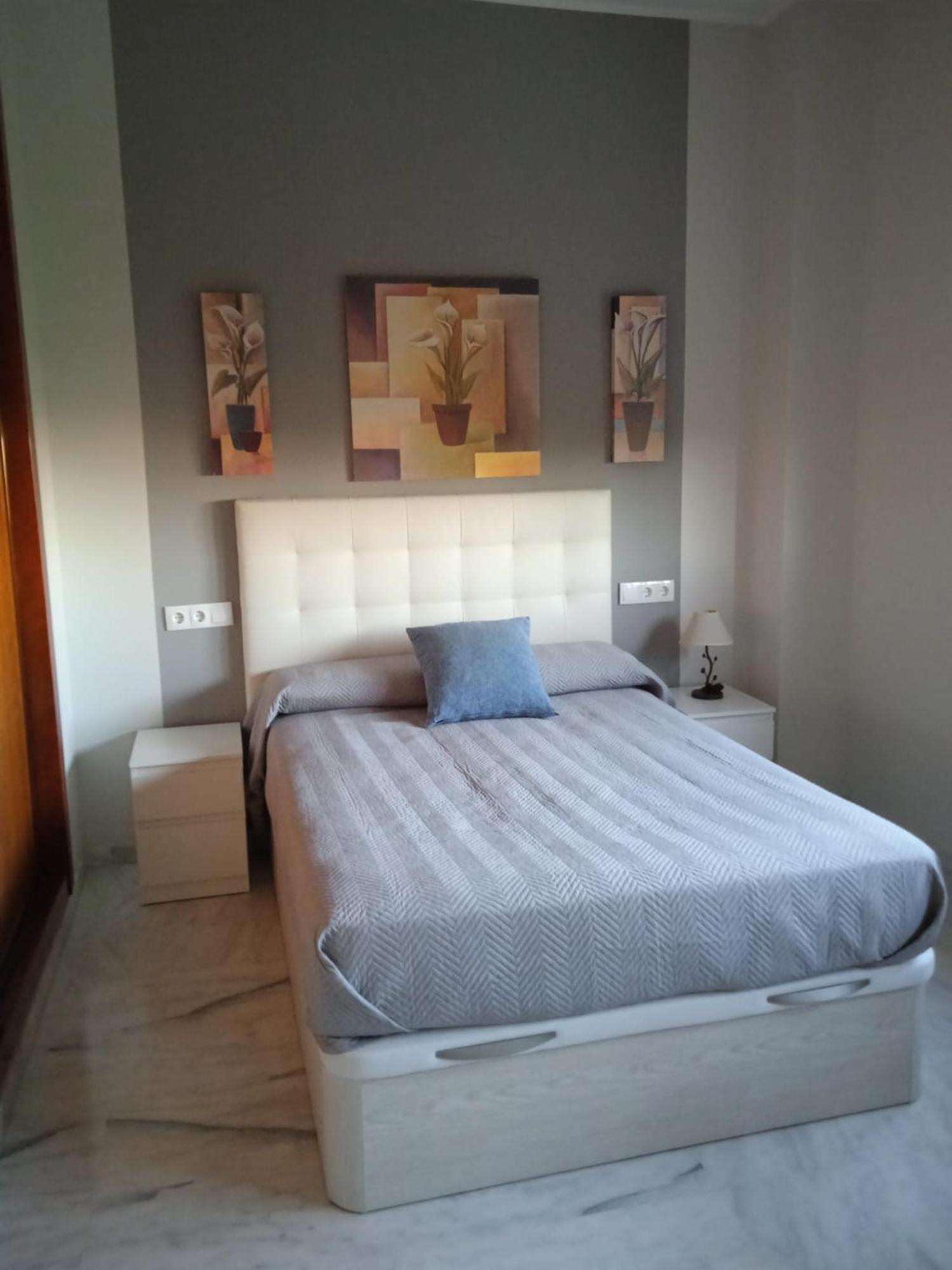 Fibes Lux Sevilla Este. المظهر الخارجي الصورة