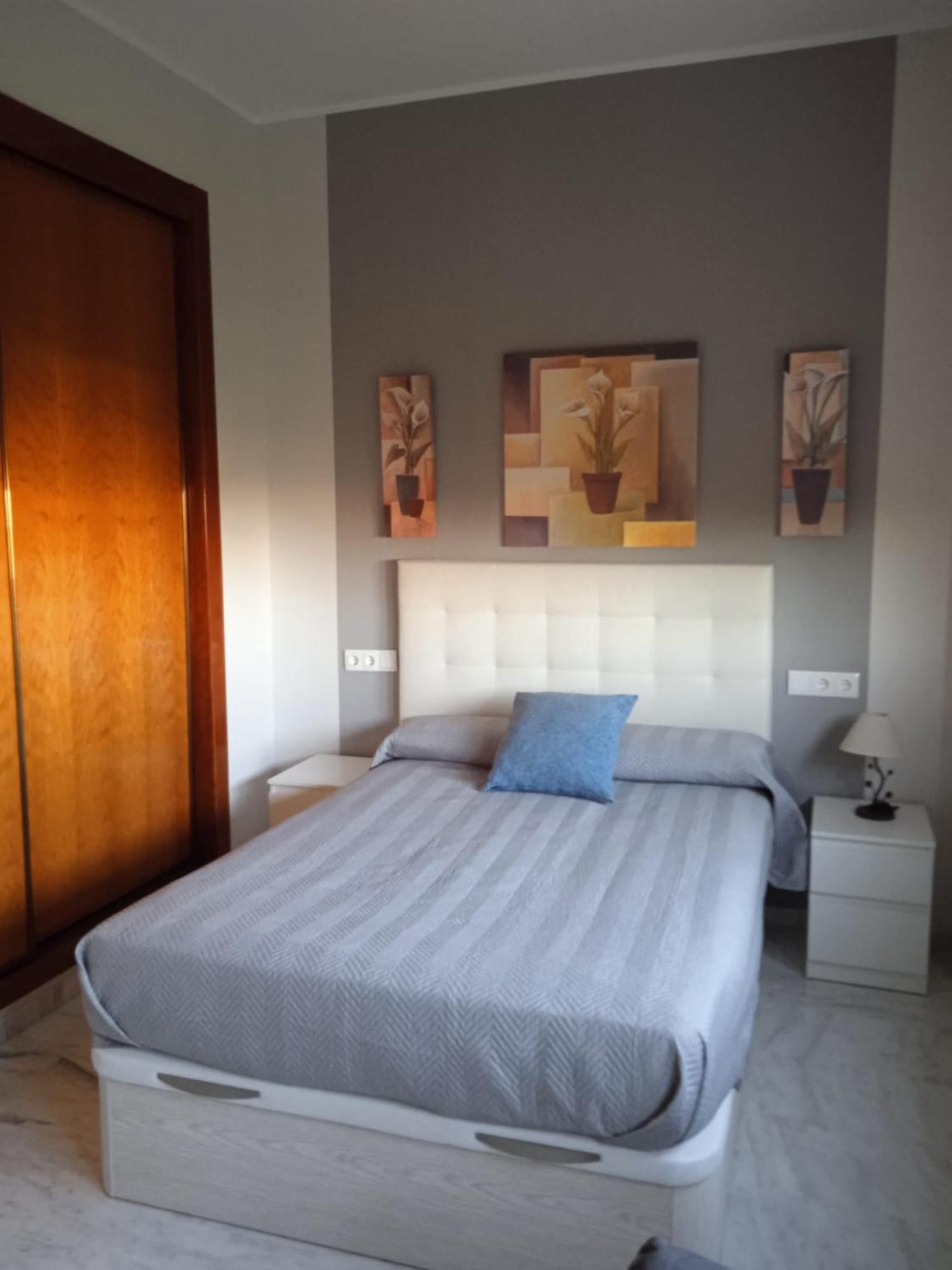 Fibes Lux Sevilla Este. المظهر الخارجي الصورة